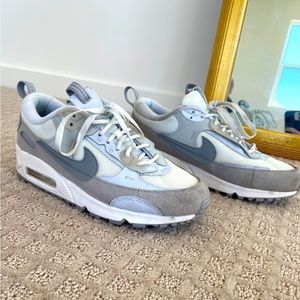 NIKE Air Max 90